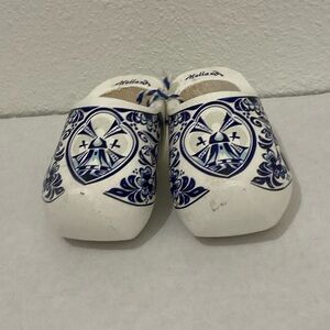 Delft Blue White Windmill Carved Mini Wooden Shoes/Clogs Hand Painted Holland